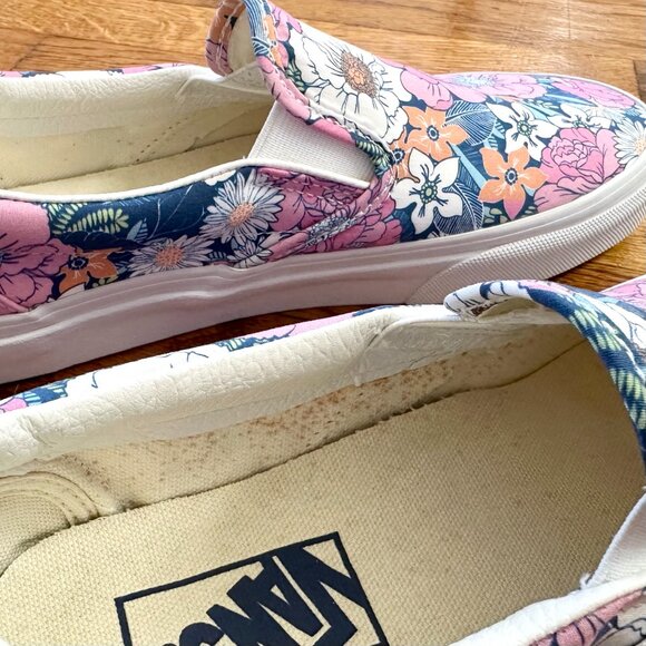 Vans retro floral classic slip on shoes, 7W/5.5M - Picture 6 of 6